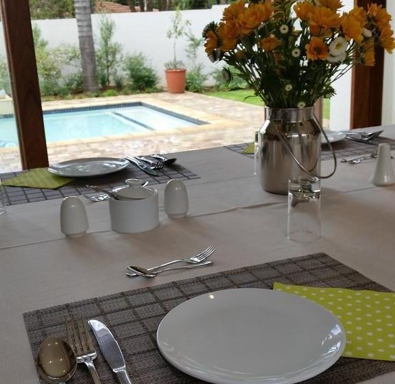 Bed and Breakfast 31 On Sharrow Guest House 2