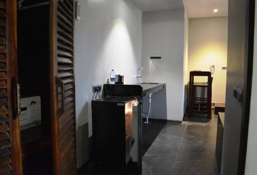 Hotel 16 Degrees North Candolim 12