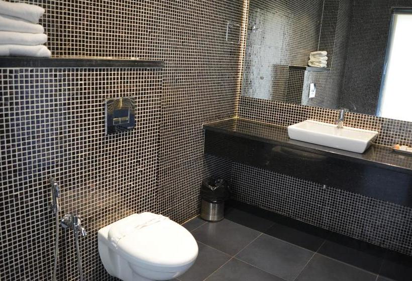 Hotel 16 Degrees North Candolim 15