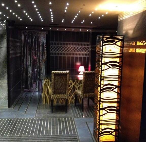 Hotel 16 Degrees North Candolim 2