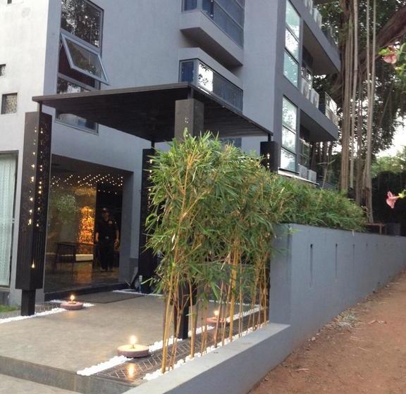 Hotel 16 Degrees North Candolim 5