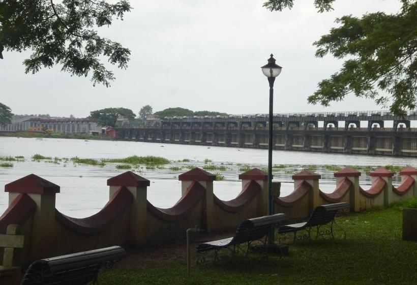 Ktdc Suvasam Lake Resort 16