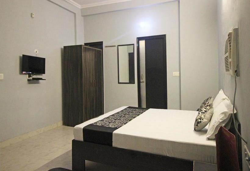 Hotel Oyo 9750 Atithi 2