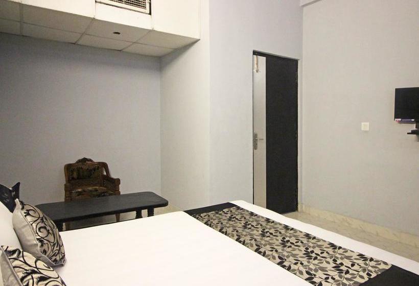 Hotel Oyo 9750 Atithi 3