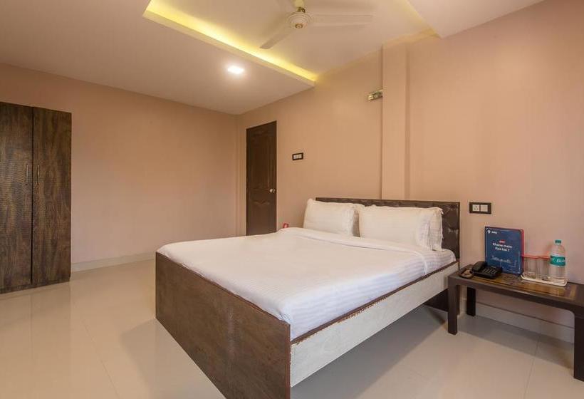 Hotel Oyo 9748 Girgaon Palace 14