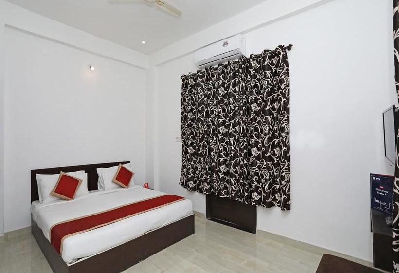 Hotel Oyo 10682 Blue Lotus 10