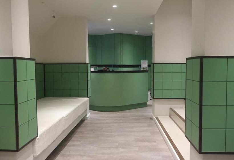 Hotel L42 Hostel Suvarnabhumi Airport Lat Krabang