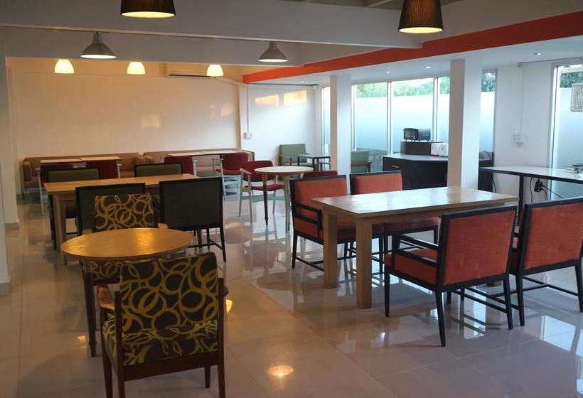 Hotel L42 Hostel Suvarnabhumi Airport 6