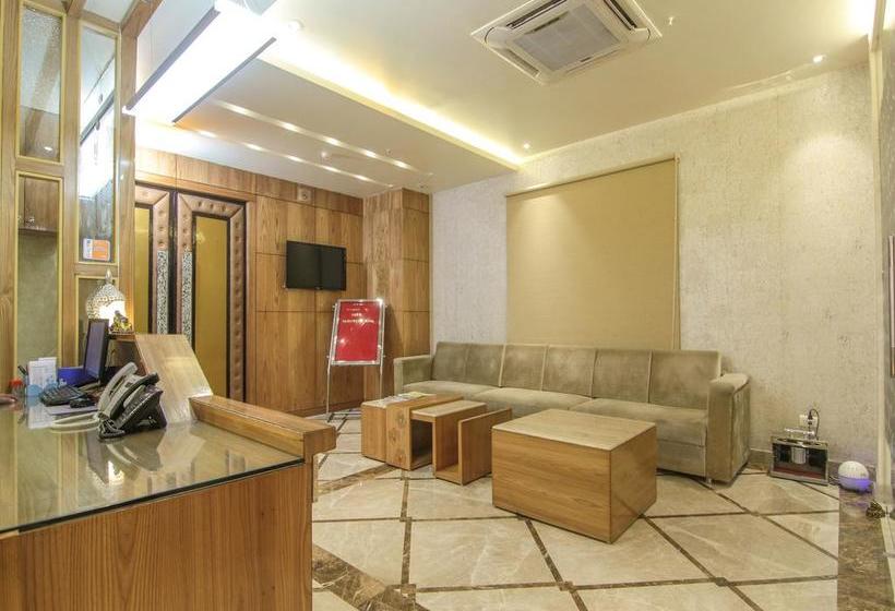 Hotel Oyo 9319 Gurveer Royal 17