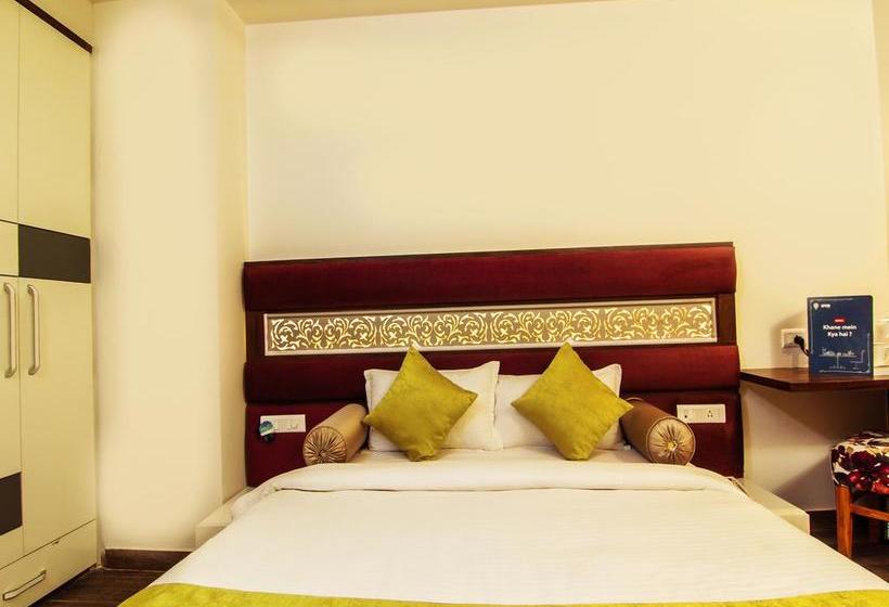 Hotel Oyo 9319 Gurveer Royal 7