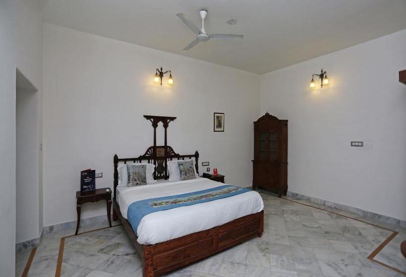 Hotel Oyo 9306 Near Iit 16