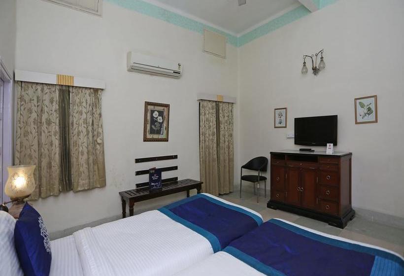 Hotel Oyo 9306 Near Iit 9