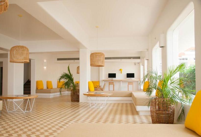 Hotel Bloomsuites L Calangute 11