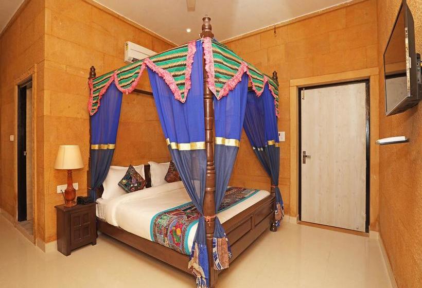 Hotel Oyo 9737 Royal Heritage 16