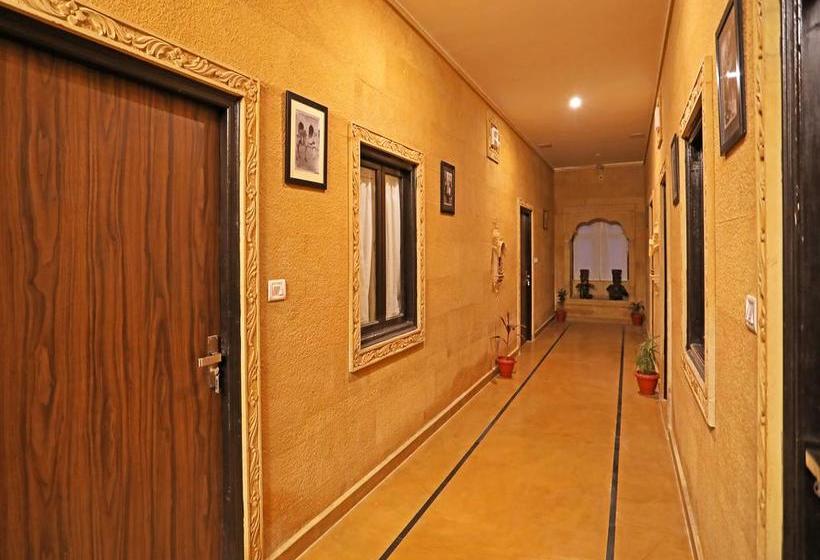 Hotel Oyo 9737 Royal Heritage 6