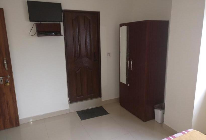 Hotel Soans Comforts 16