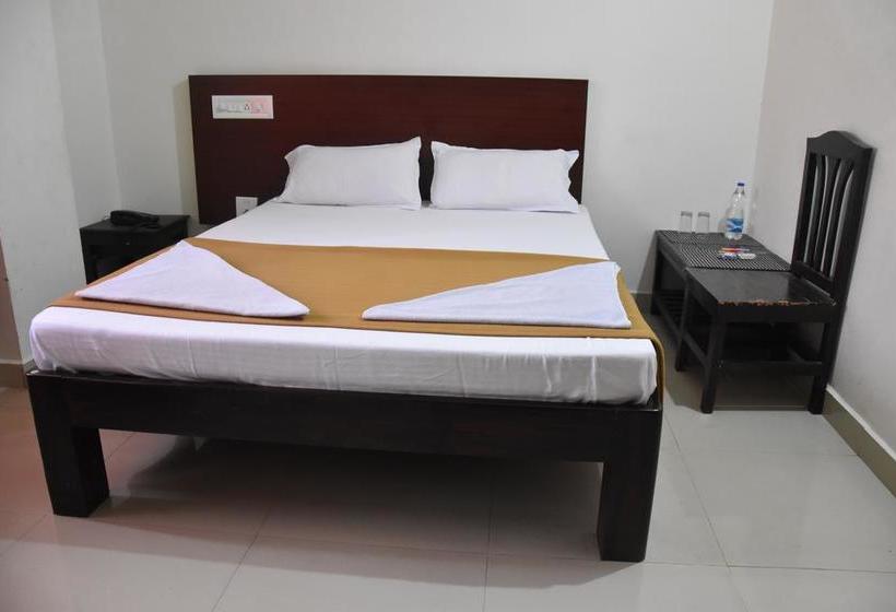 Hotel Soans Comforts 5