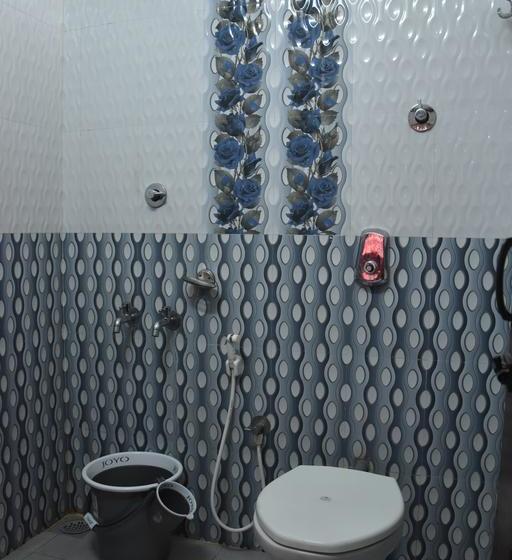 Hotel Soans Comforts 8