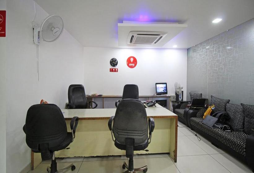 Hotel Oyo 6772 Mukund 15