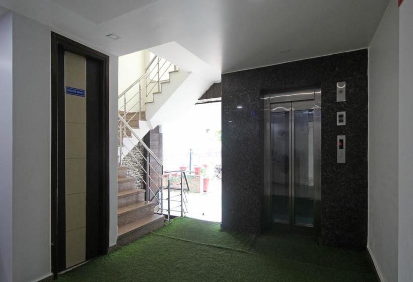 Hotel Oyo 6772 Mukund 17