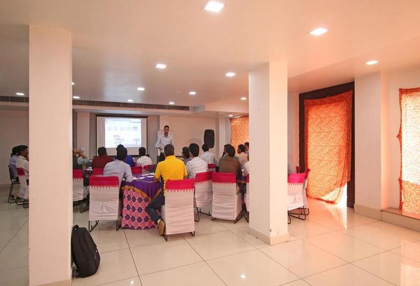 Hotel Oyo 6772 Mukund 19