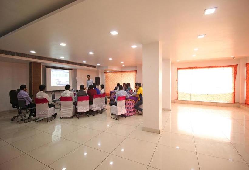 Hotel Oyo 6772 Mukund 20