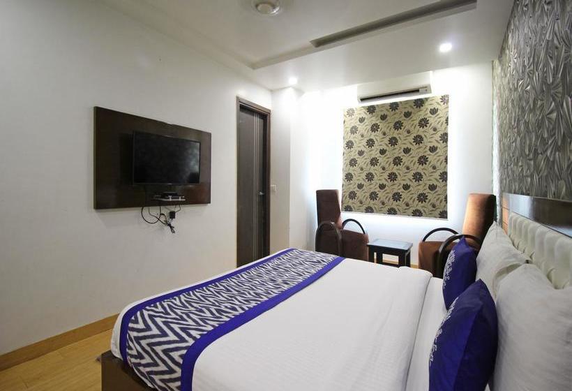 Hotel Oyo 6772 Mukund 5
