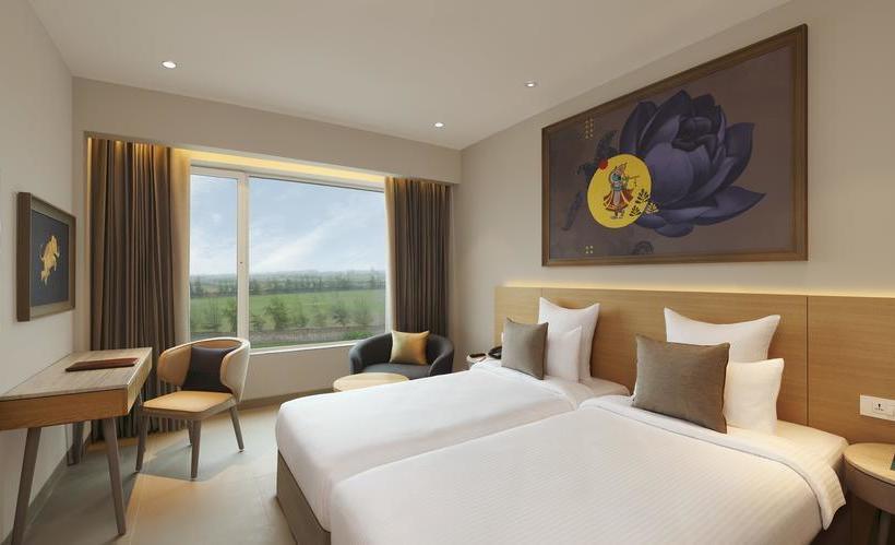 Mercure Dwarka An Accorhotels Brand 4