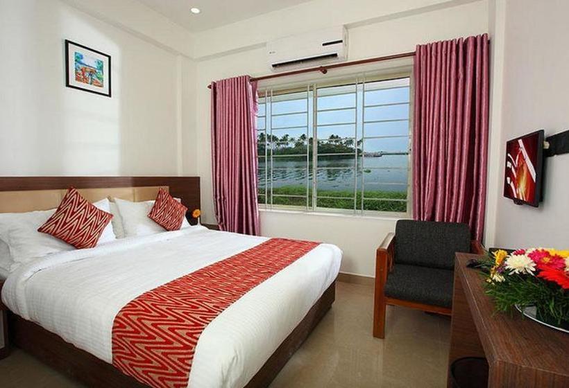 Oyo 11996 Trium Resort 1