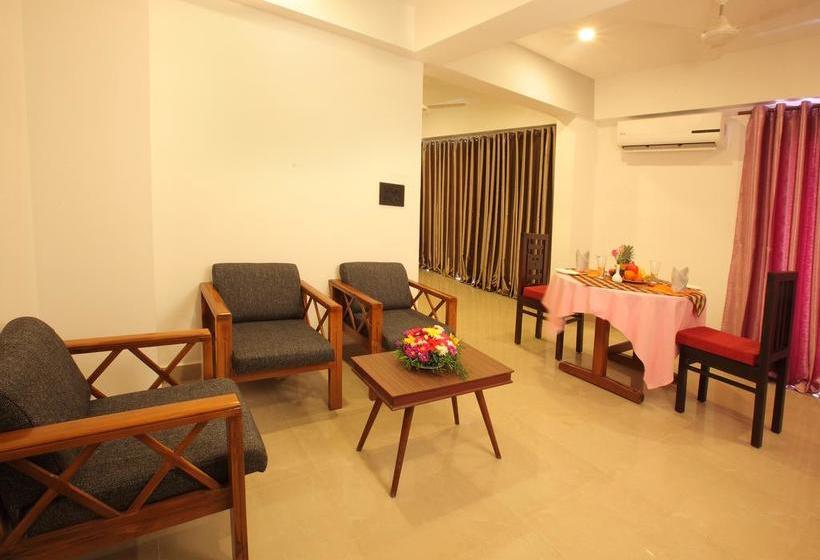 Oyo 11996 Trium Resort 10