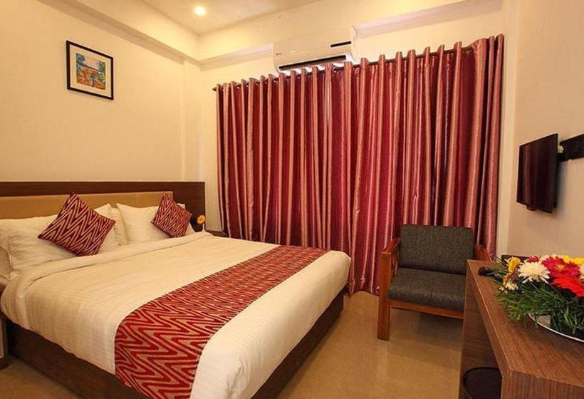 Oyo 11996 Trium Resort 2