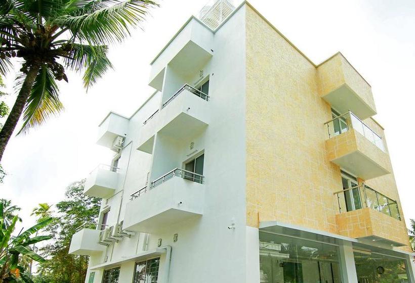 Oyo 11996 Trium Resort 7