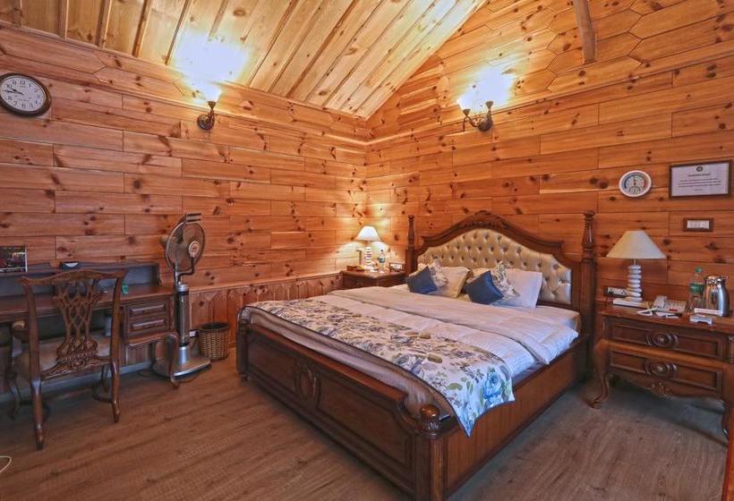 Hotel Urvashi S Retreat 20