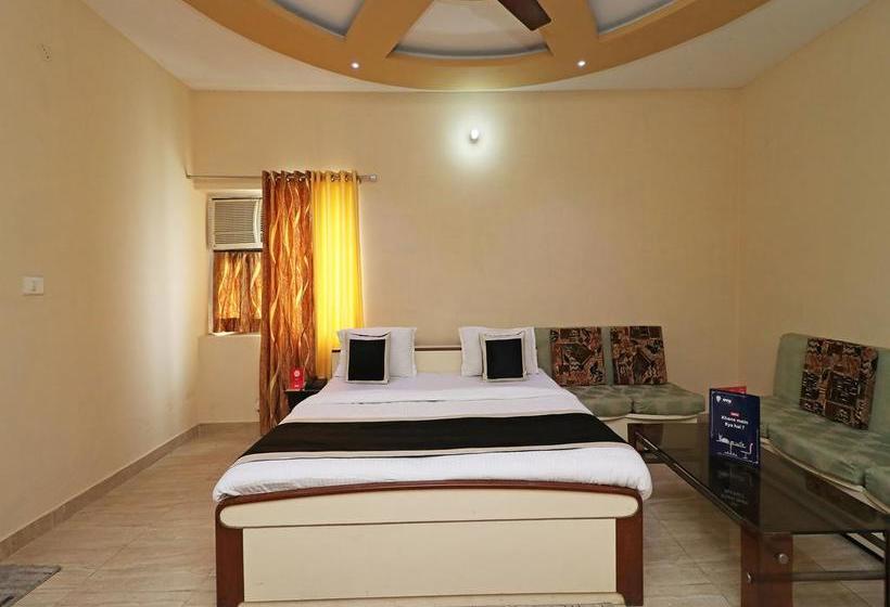 Hotel Oyo 9307 Home Stay Nirmal Palace 6
