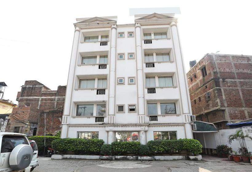 Hotel Oyo 9769 Chanakya Inn 1