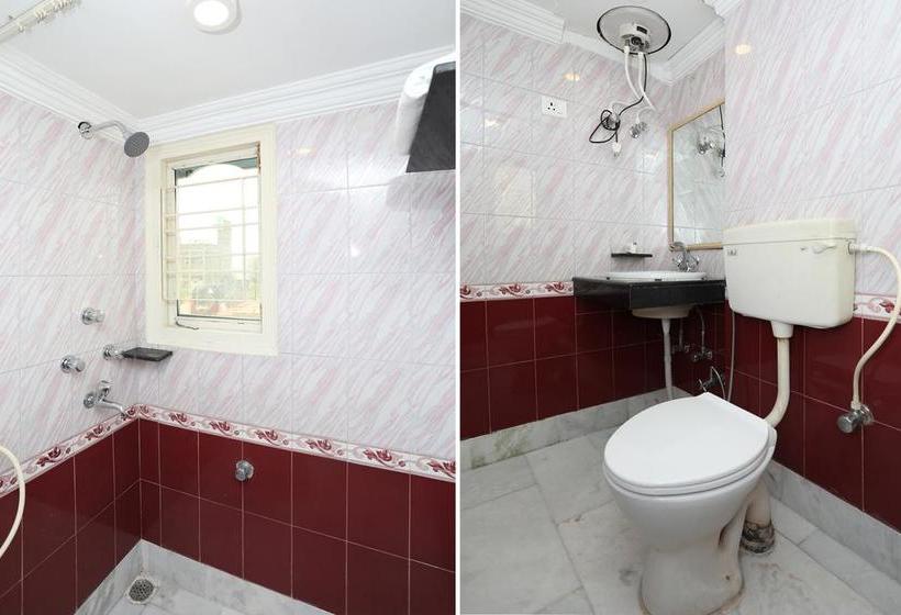 Hotel Oyo 9769 Chanakya Inn 19