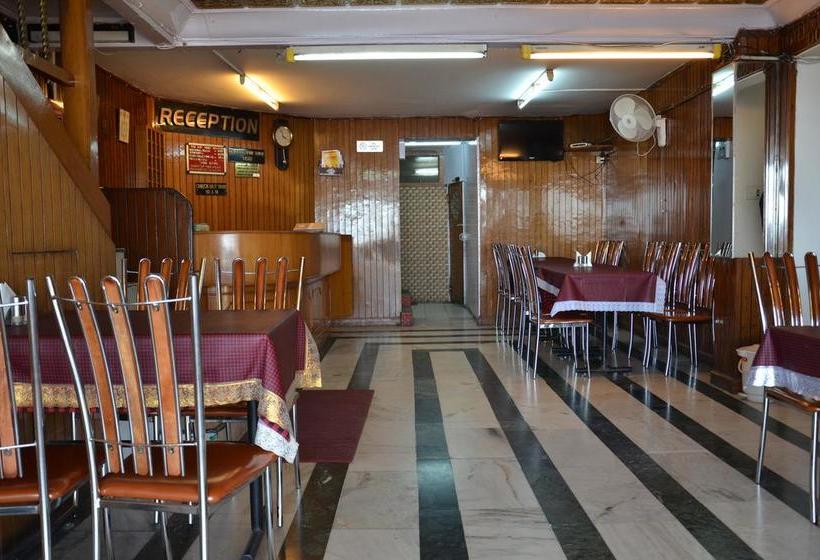 Hotel Whispering Windows 18