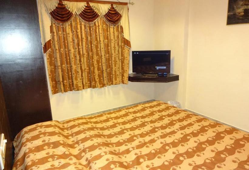 Hotel Crossway Ashok Metro 20