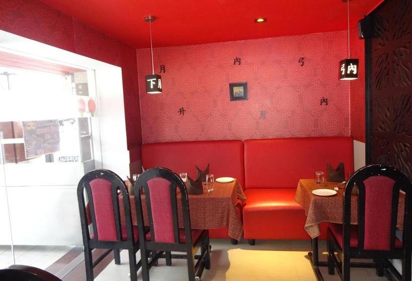 Hotel Crossway Ashok Metro 7