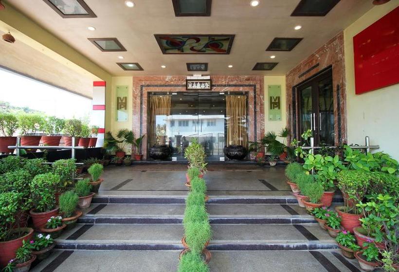 Hotel Oyo 3058 Vishal Plaza 2