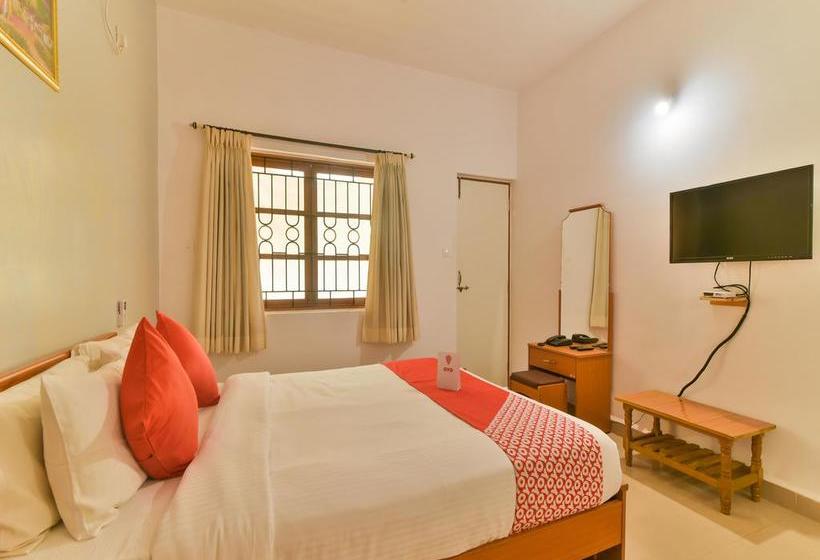 Hotel Oyo 12855 The Goan Courtyard 12