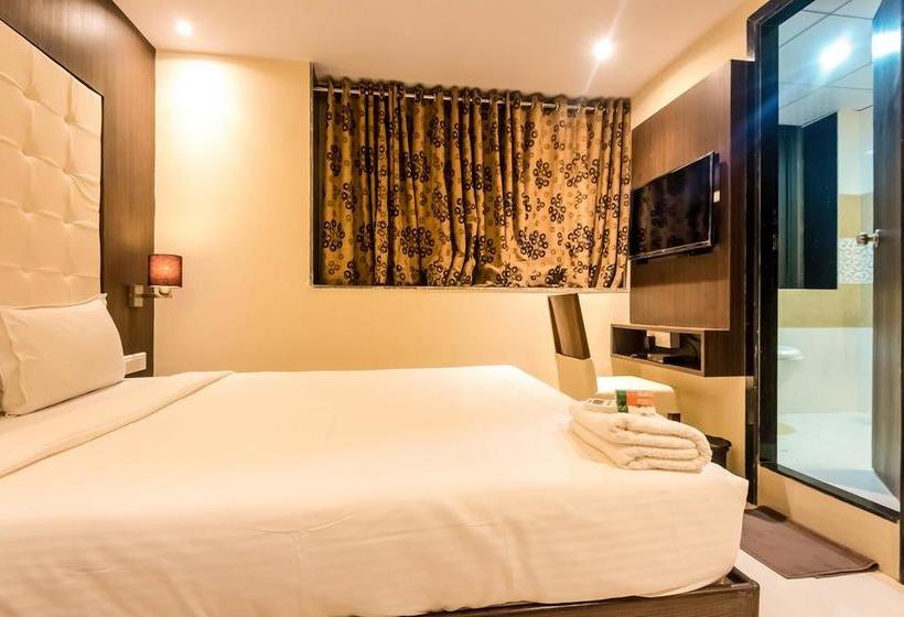 Hotel Oyo 4256 Rajmahal 7