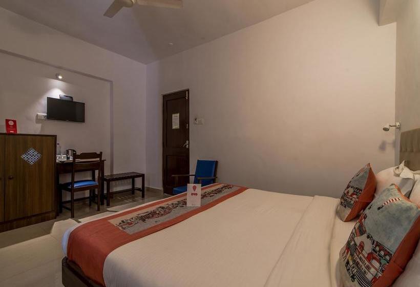 Hotel Oyo 10241 Mayfair 2 4