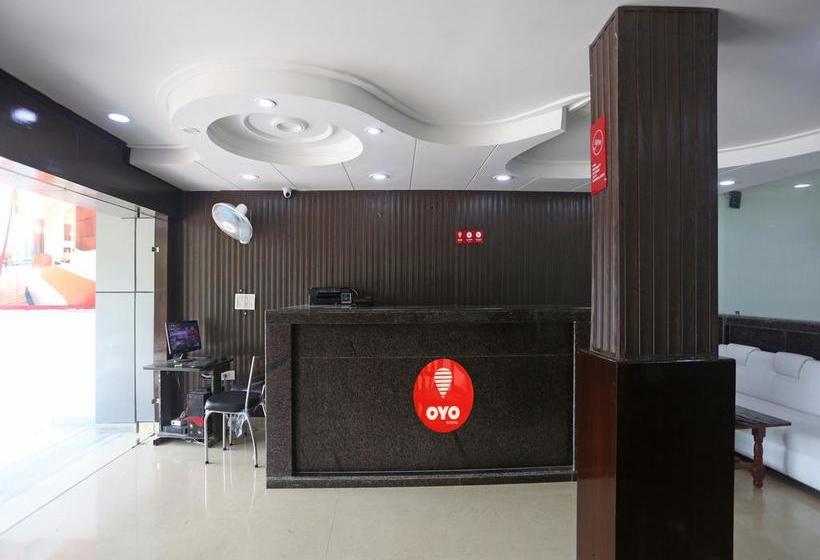 Hotel Oyo 6388 Nr Inn 17