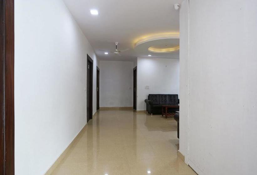 Hotel Oyo 6388 Nr Inn 18