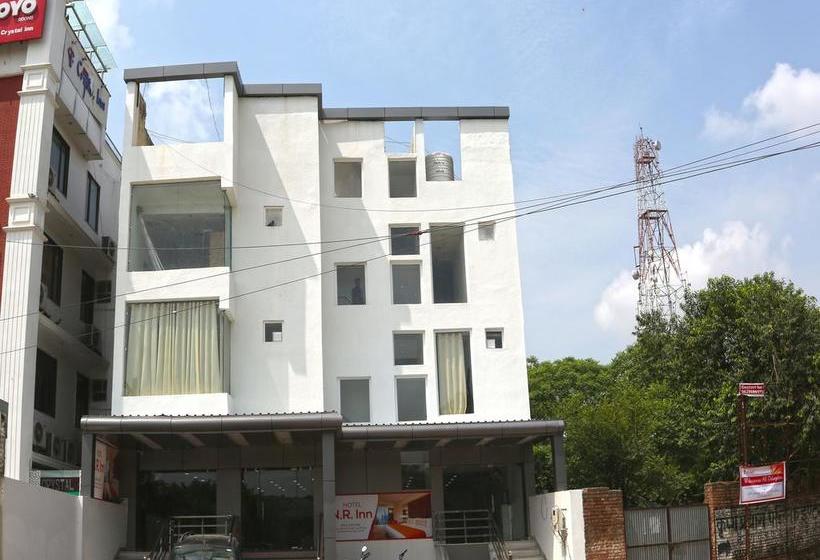 Hotel Oyo 6388 Nr Inn 19