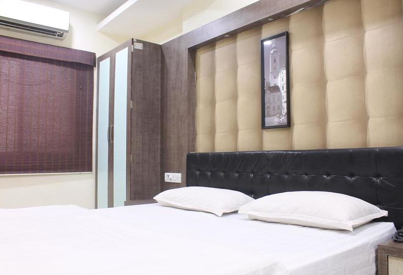 Hotel Prashant 11