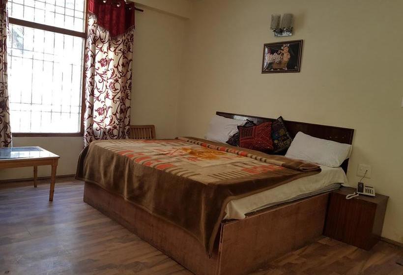 Hotel Janghu And Restuarant 13