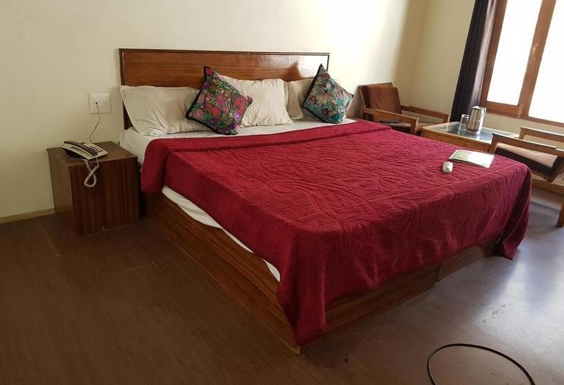 Hotel Janghu And Restuarant 15