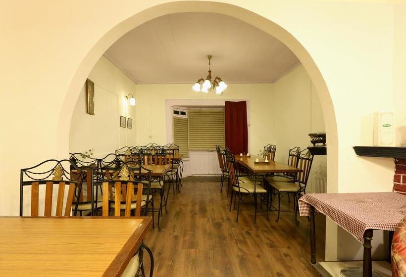 Hotel Oyo 1706 The Alpine Heritage Residency 5